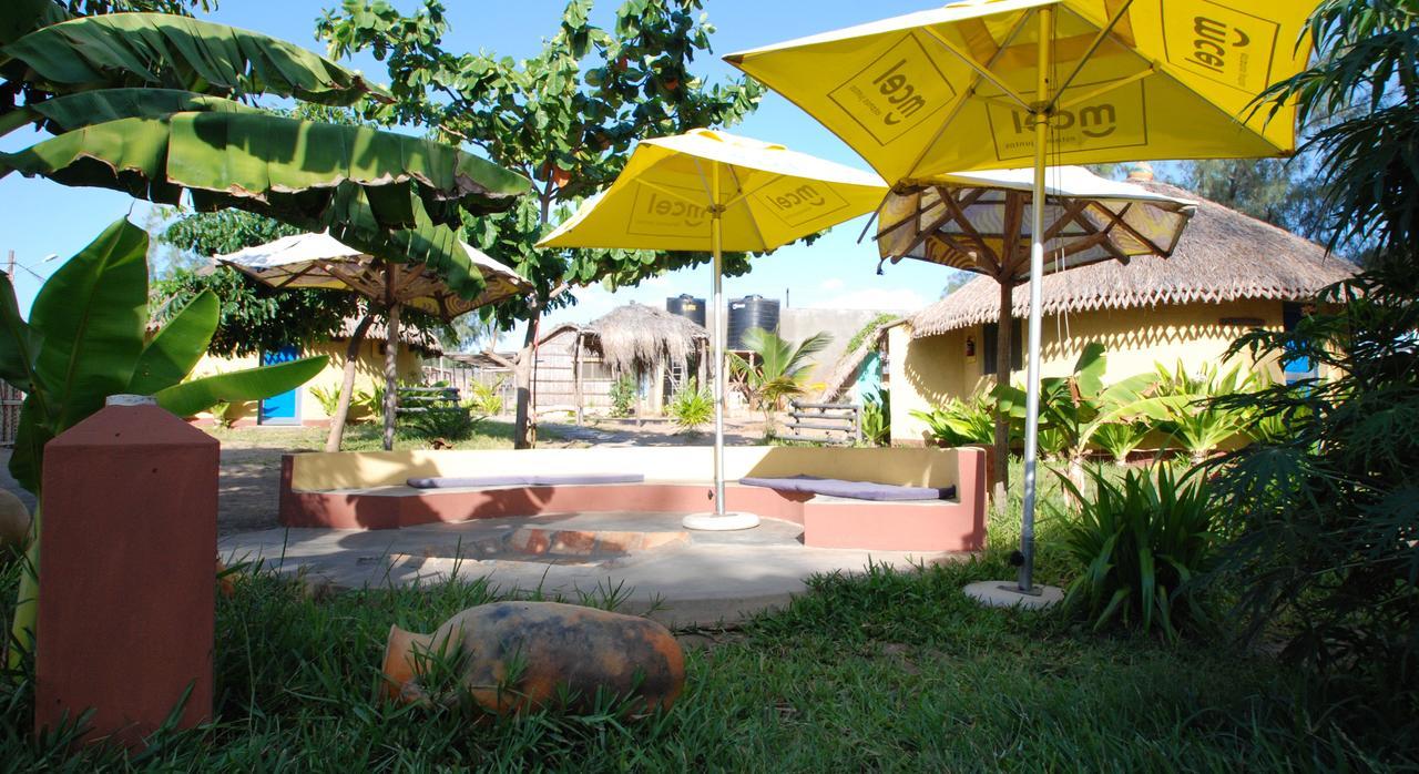 Pariango Beach Motel Praia do Praia do Tofo Exterior foto