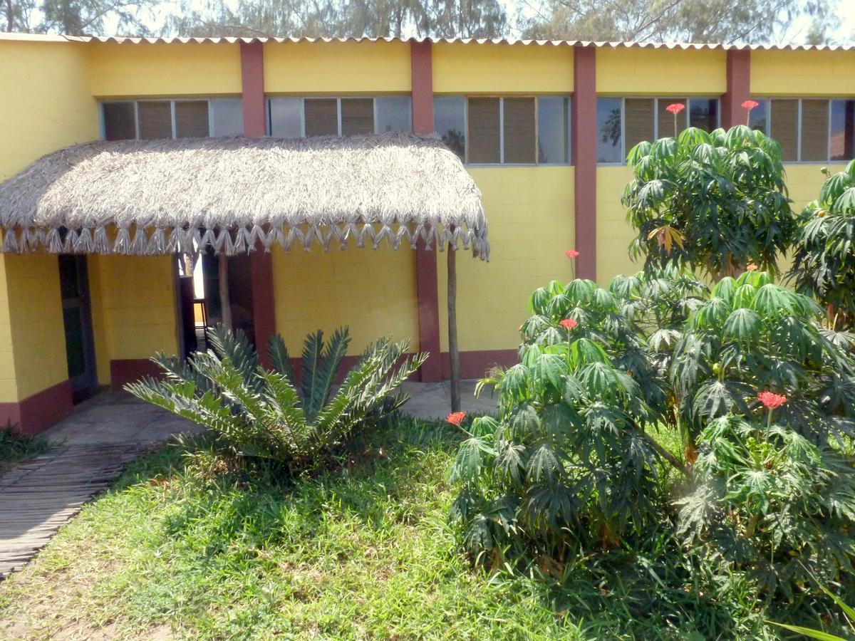 Pariango Beach Motel Praia do Praia do Tofo Exterior foto