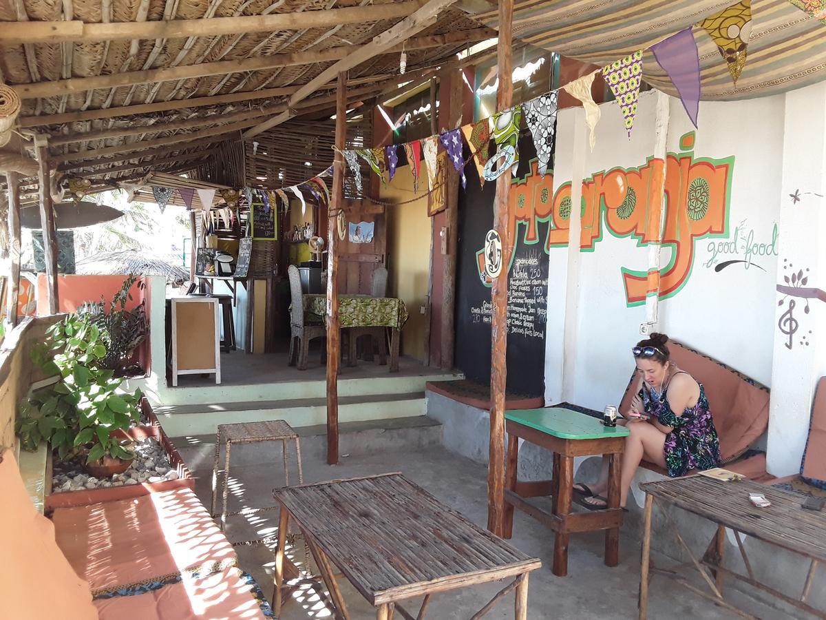 Pariango Beach Motel Praia do Praia do Tofo Exterior foto